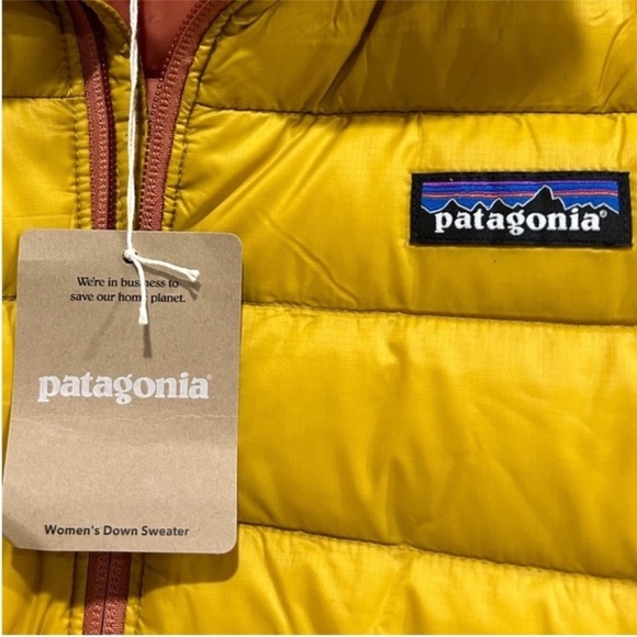 Patagonia Women’s XXL Down Sweater Puffer Jacket Yellow Cosmic Gold NWT 1 - Picture 4 of 15